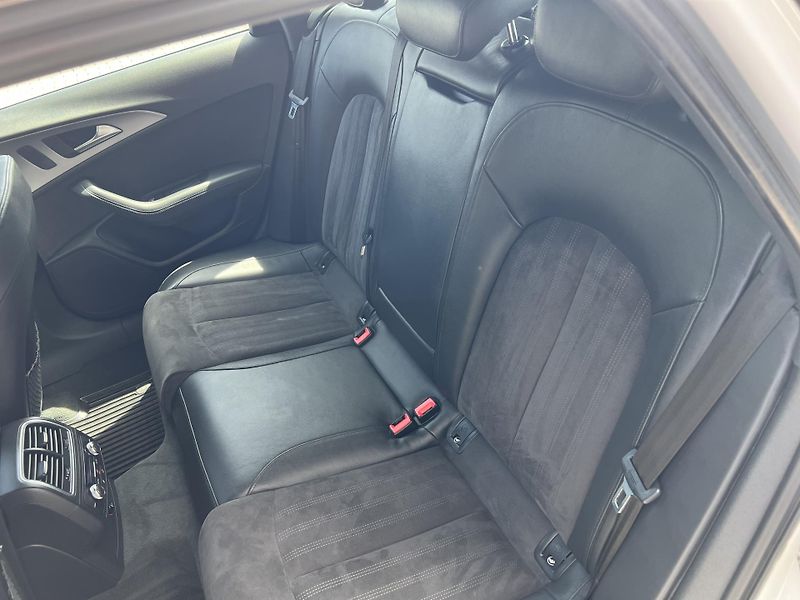 Audi A6 Allroad (2013) 3.0 BiTDi 230KW QUATTRO - fotka 23 z 41