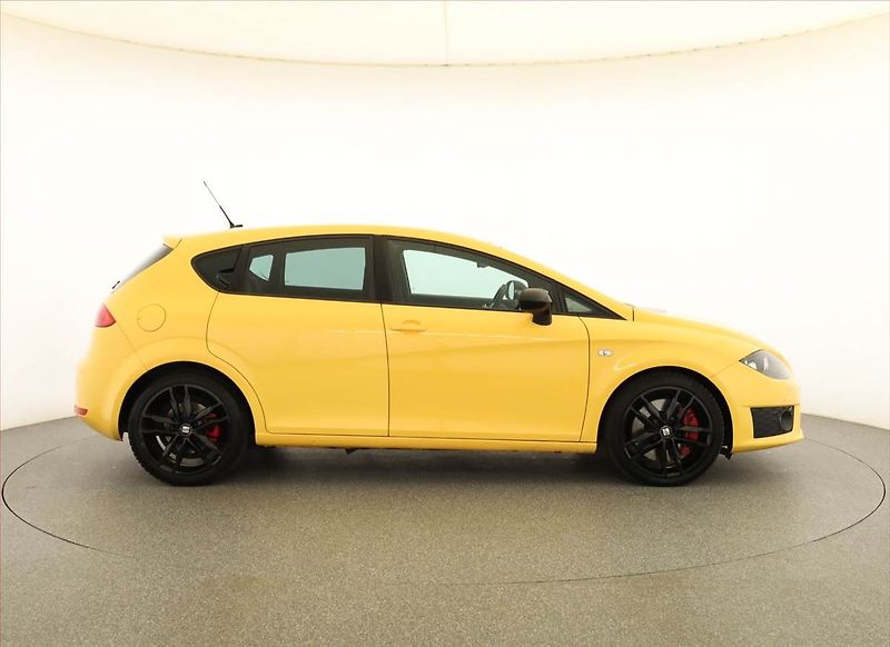 Seat Leon (2010) 2.0 TSI Cupra R, Navi, Xenony - fotka 6 z 18