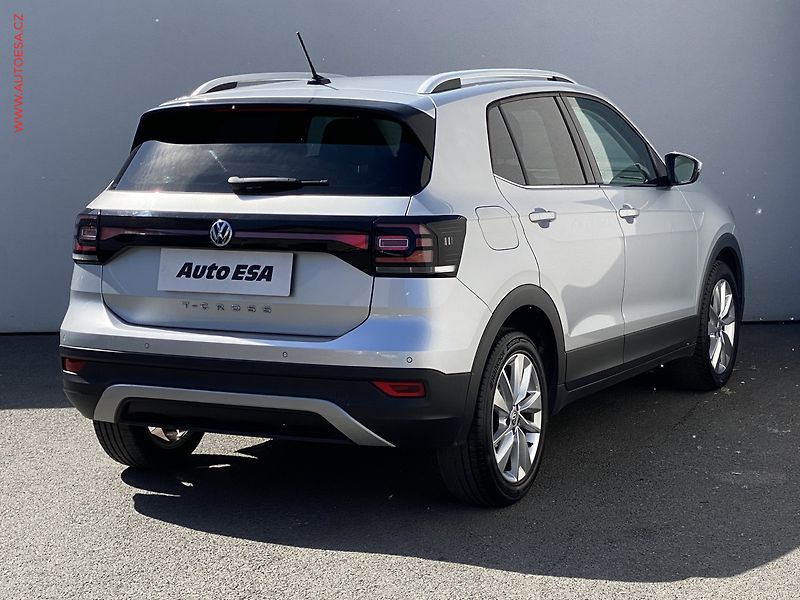 Volkswagen T-Cross (2019) 1.0 TSi, Highline, LED, navi - fotka 4 z 19