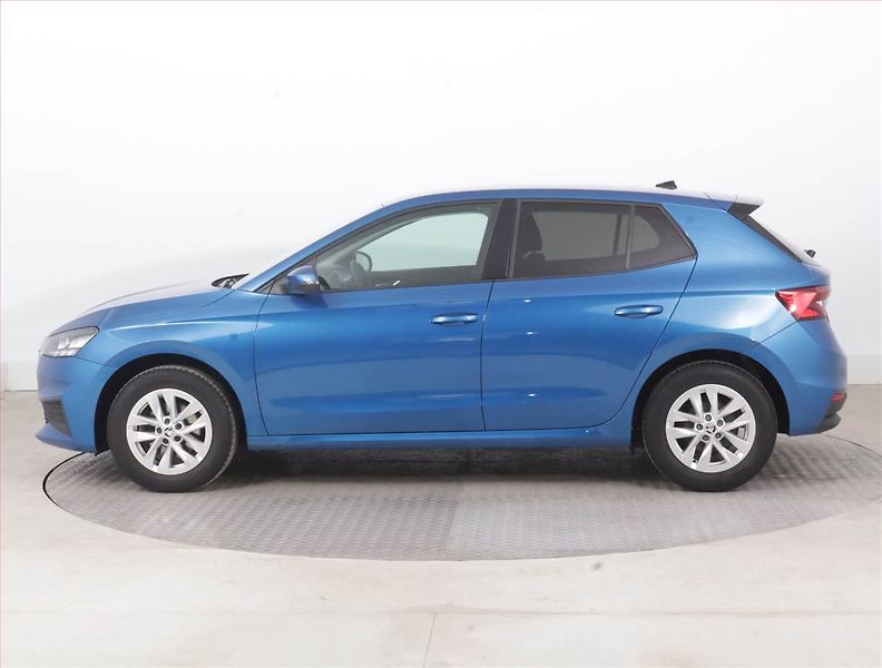 Škoda Fabia (2022) Ambition 1.0 TSI, Serv.kniha - fotka 3 z 15