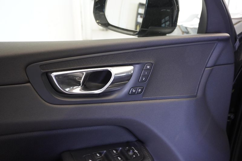 Volvo XC60 (2017) - fotka 10 z 29