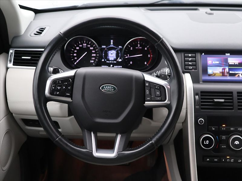 Land Rover Discovery 2,0 TD4 SE 132KW 4WD CZ SPORT - fotka 20 z 33