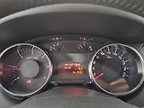 Peugeot 5008 (2014) 1.6 HDi, Navi, Tempomat - náhled 11