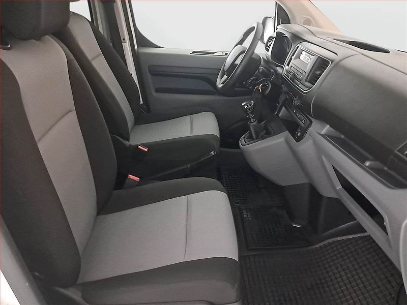Citroën Jumpy (2019) 1.5 BlueHDi, Bus, ČR, 1Maj - fotka 9 z 14