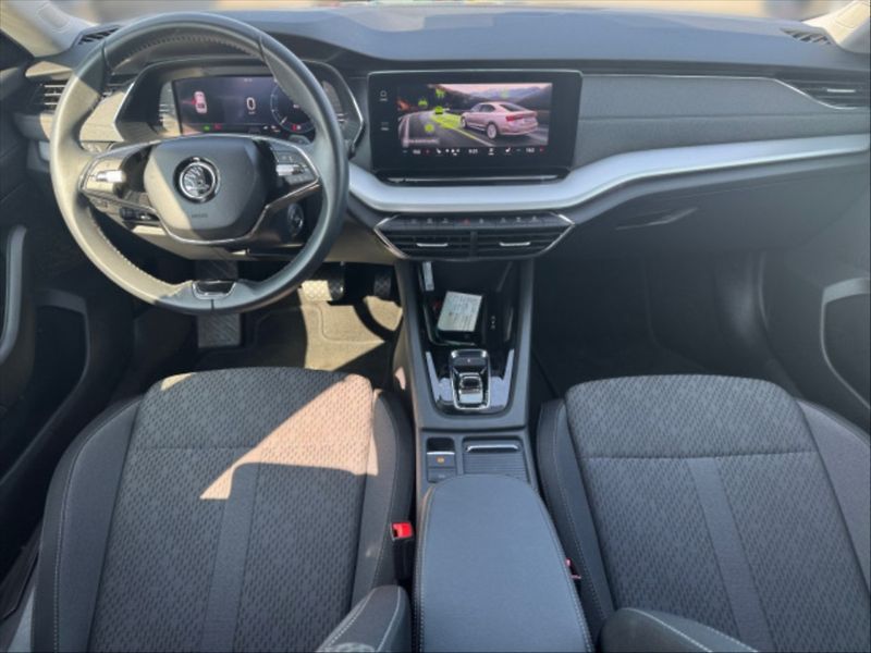 Škoda Octavia 2,0 TDI 85 Ambition DSG - fotka 7 z 10