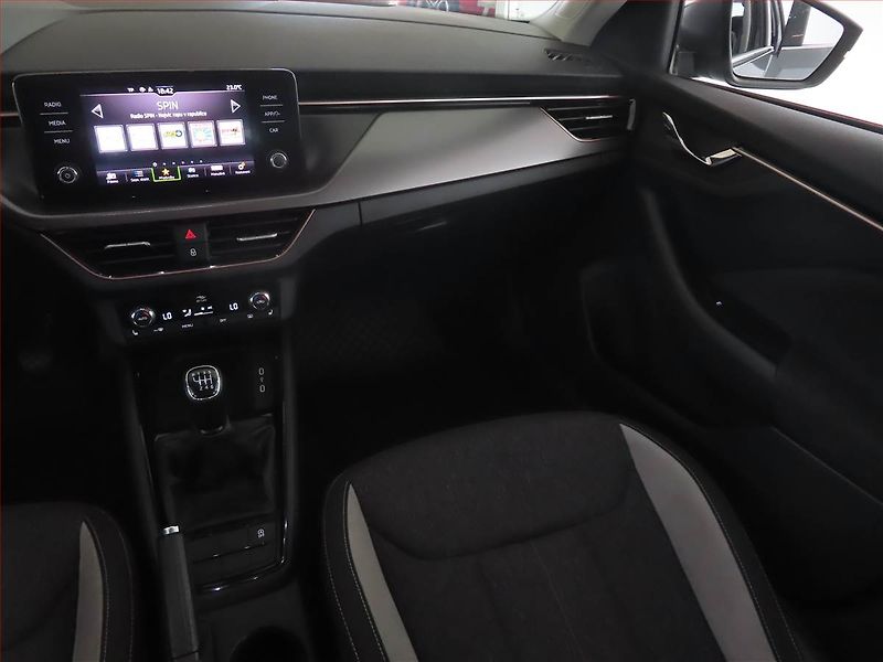 Škoda Kamiq (2023) 1.5 TSI - fotka 8 z 15