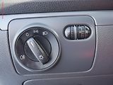 Volkswagen Jetta (2007) 1.6i, ČR, autoAC - náhled 13