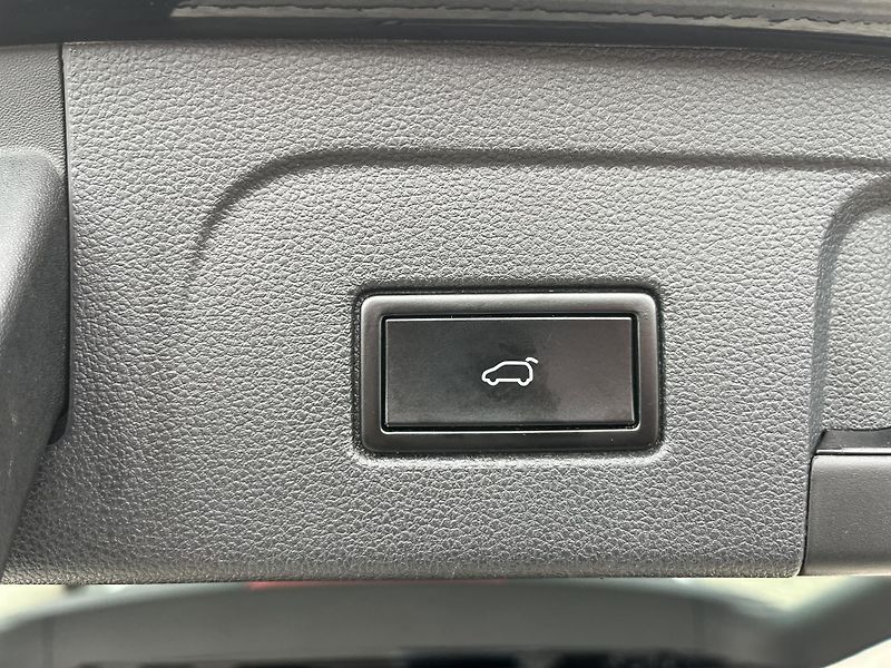 Volkswagen Touran (2016) 2.0 TDI 110 KW DSG  - fotka 19 z 19