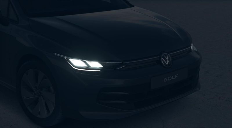 Volkswagen Golf Variant (2026) 1,5 eTSI 7DSG mHEV  People - fotka 4 z 9