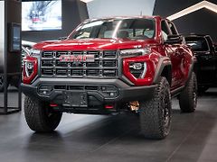 GMC Canyon (2025) 2.7 AT4X 3Lift 4WD AEV - fotografie inzerátu