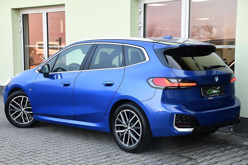 BMW Řada 2 218d M-SPORT TAŽNÉ 1M 3LZÁRUKA - fotka 3 z 45