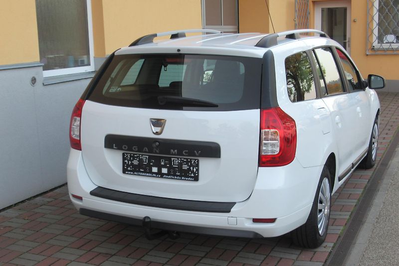 Dacia Logan MCV 1.0 SCe KLIMA TAŽNÉ ČR - fotka 8 z 22