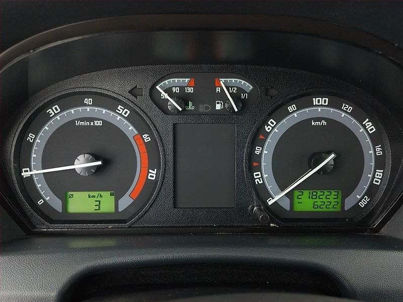 Škoda Fabia (2006) Ambiente 1.2 12V, Serv.kniha - fotka 11 z 13