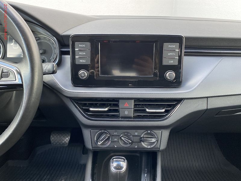 Škoda Scala (2020) 1.6 TDi, Ambition, DSG - fotka 12 z 17