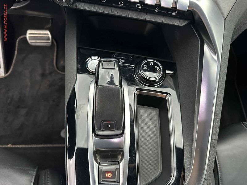 Peugeot 3008 (2017) 2.0HDi, ČR, AT, LED, navi - fotka 14 z 17
