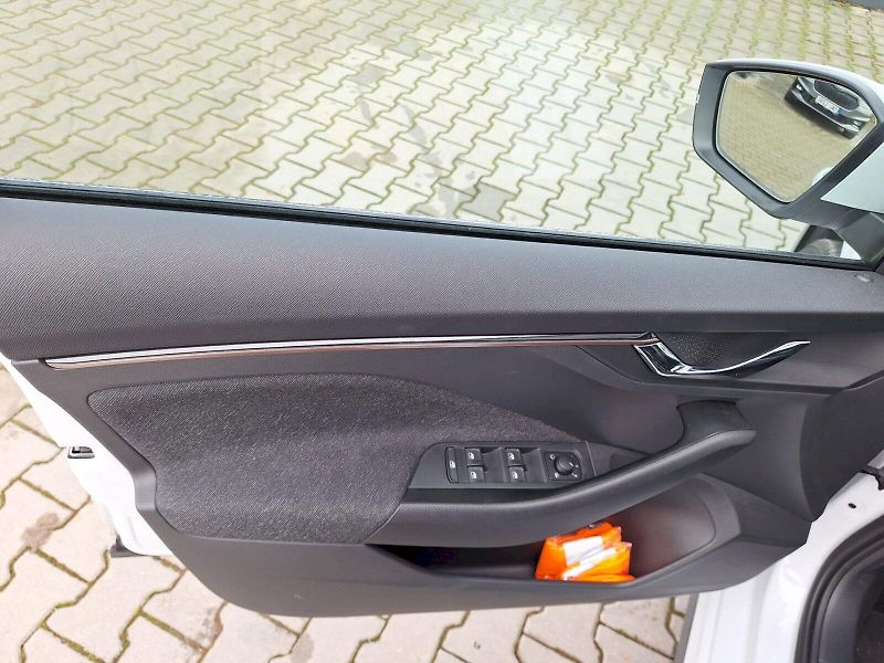 Škoda Kamiq (2024) 1.0TSI / 85 kW / 6MP / TOP SEL - fotka 20 z 29