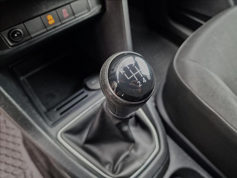 Volkswagen Caddy 1.4 TGI Maxi, původ ČR,1.Maj. - fotka 31 z 48