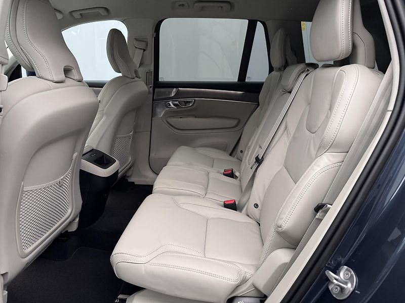 Volvo XC90 (2026) B5 AWD AUT BRIGHT PLUS 7míst - fotka 7 z 25