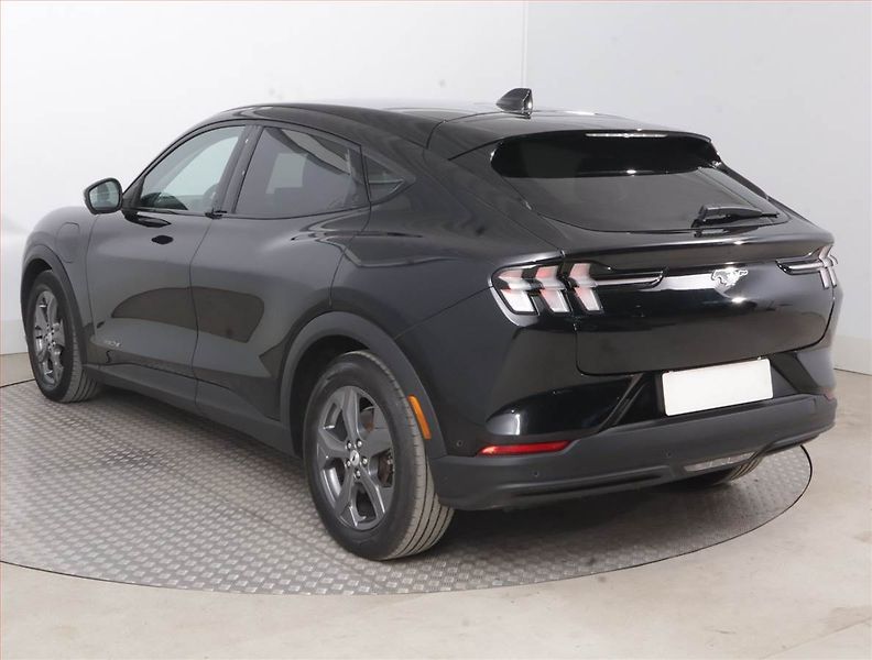 Ford Mustang Mach-E (2021) Standard Range RWD, SoH 95% - fotka 4 z 21