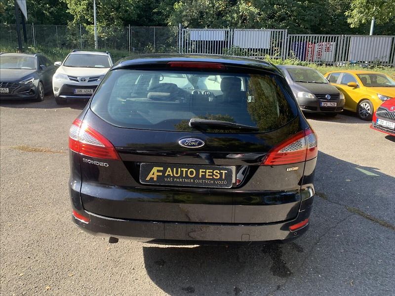 Ford Mondeo 2,0 TDCI - fotka 6 z 16