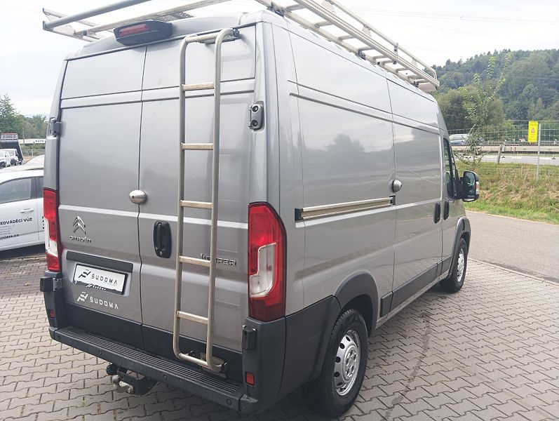 Citroën Jumper (2020) Furgon 3500 L2H2 140k 2.2 BHDi - fotka 7 z 23
