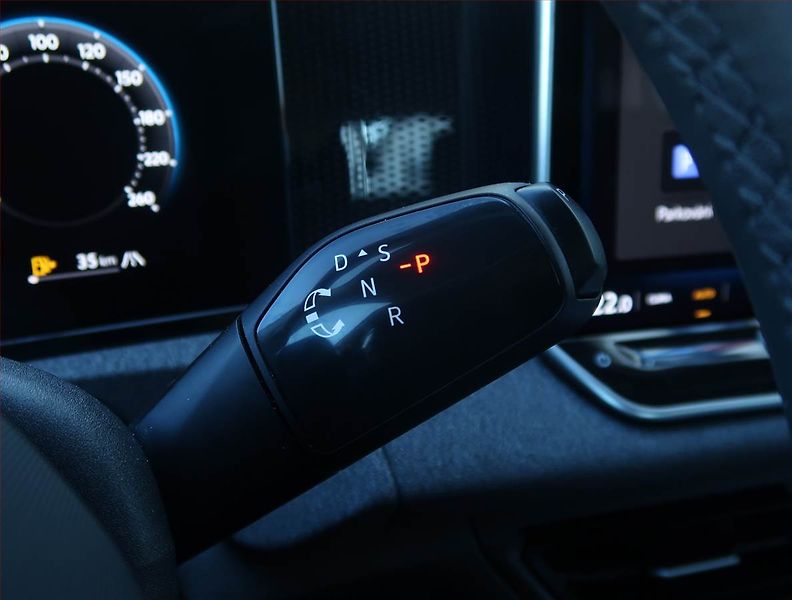 Volkswagen Tiguan (2024) 1.5 eTSI - fotka 13 z 21