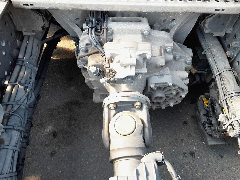 Mercedes-Benz Actros 1848 LowDeck - fotka 7 z 35