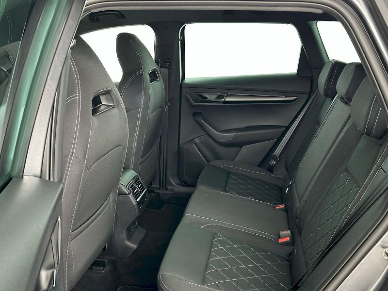 Škoda Karoq (2025) DSG 1.5TSI 110kW SportLine - fotka 8 z 36