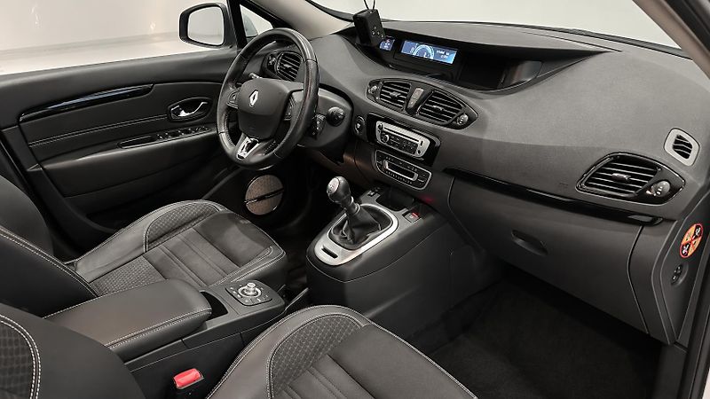 Renault Scénic (2014) - fotka 13 z 20