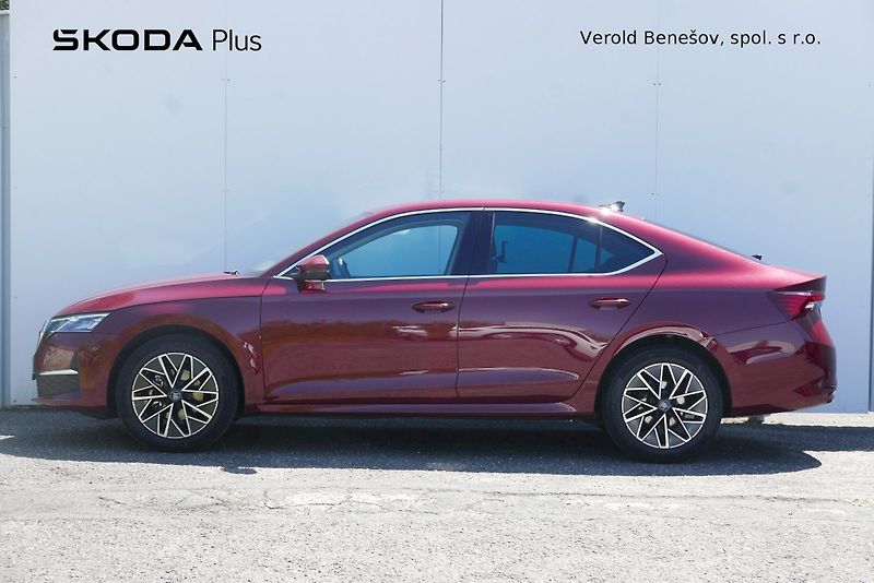 Škoda Octavia (2025) 1.5 TSI 85 kW M6° Top Selectio - fotka 3 z 34