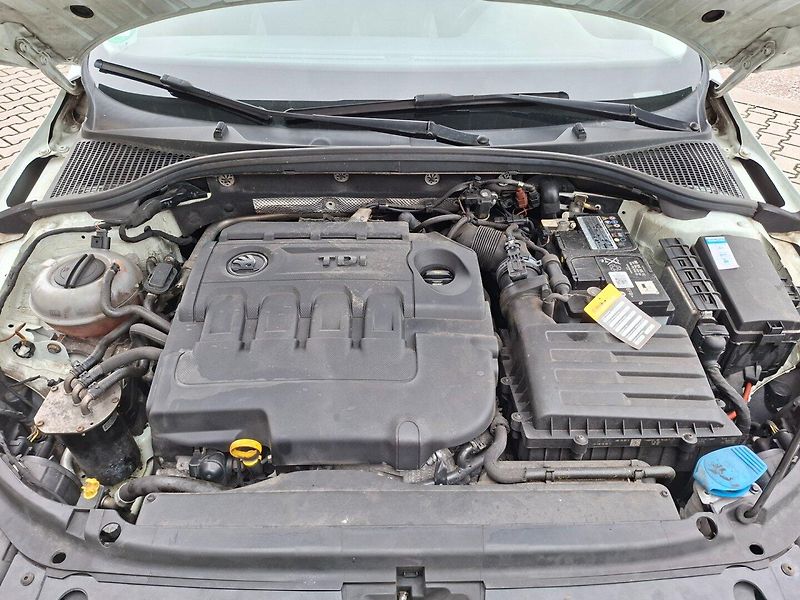 Škoda Octavia (2016) 1.6TDI 81kW DSG JOY - fotka 34 z 48