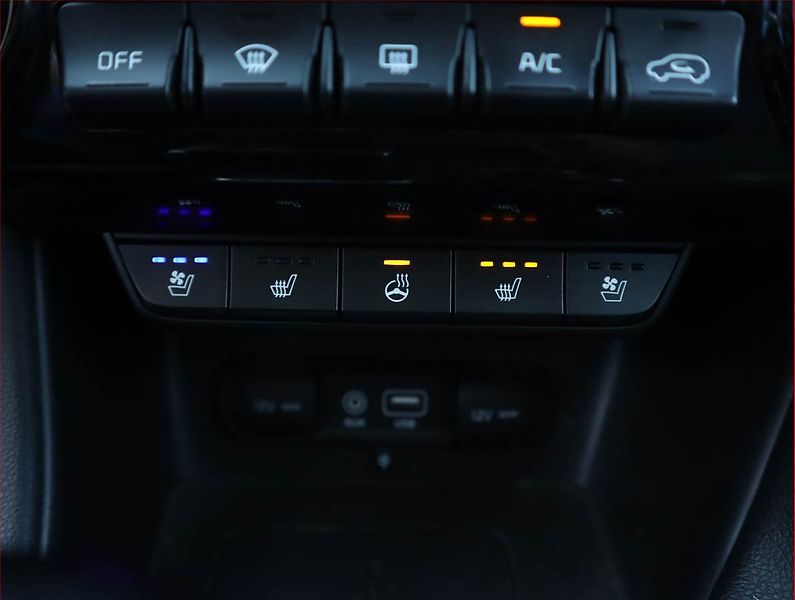 Kia Sportage (2016) 2.0 CRDi, 4X4, Automat, Kůže - fotka 25 z 25