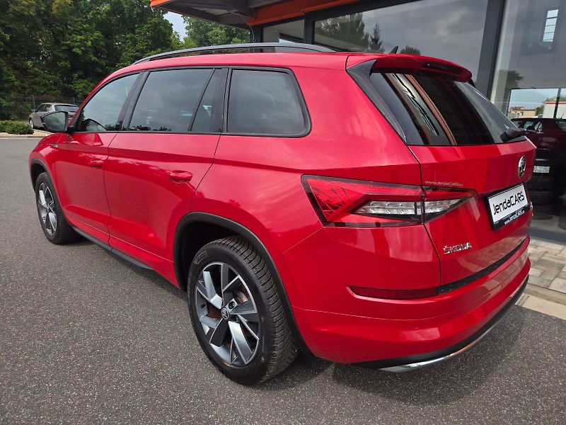 Škoda Kodiaq (2018) 2.0 TSI 4x4 SPORTLINE - fotka 2 z 10