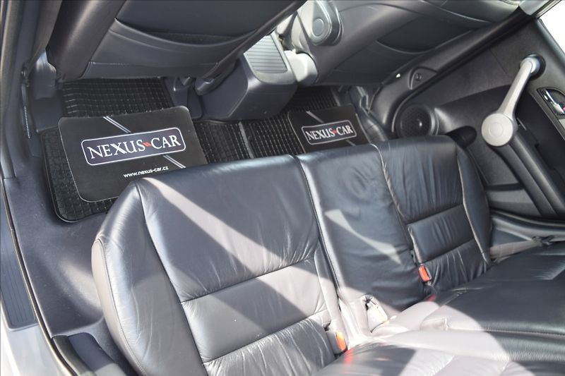 Honda CR-V 2,0 I 110KW 4X4 TAŽNÉ TOP! - fotka 19 z 51