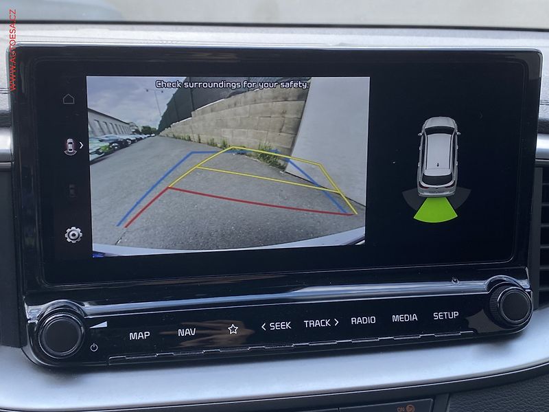 Kia Ceed (2022) 1.5 TGDi SW, ČR, TOP, LED - fotka 17 z 19