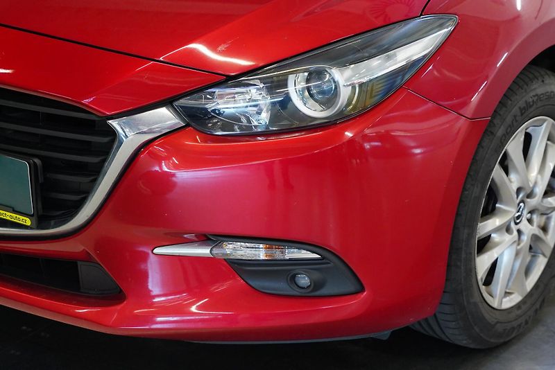 Mazda 3 - fotka 9 z 24