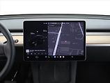 Tesla Model Y (2022) RWD LFP 60kWh, SoH 95% - náhled 11