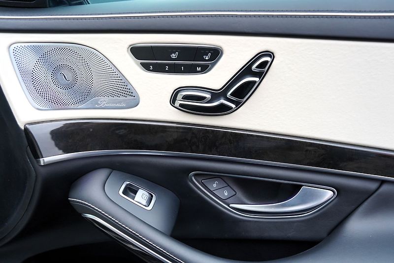 Mercedes-Benz Třídy S 350d 4Matic/AMG/Designo - fotka 24 z 48