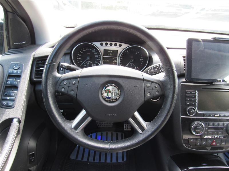 Mercedes-Benz Třídy R 3,0 320 CDI L 4-Matic - fotka 13 z 35