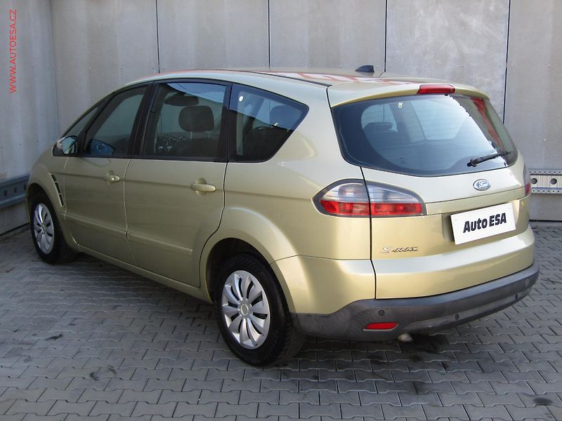 Ford S-MAX (2006) 2.0 TDCi, AC, kůže - fotka 6 z 19