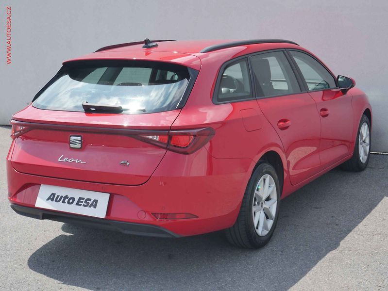Seat Leon (2022) 1.5TSi, 1.maj,ČR - fotka 4 z 15