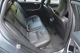 Volvo V60 (2016) 2.4 D6 AWD PHEV 212kW Momentum - náhled 15