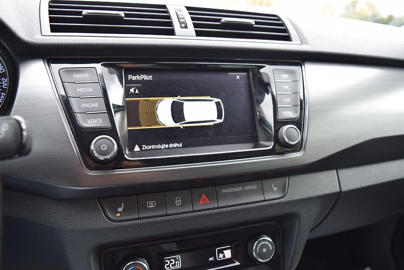 Škoda Fabia (2016) 1.2TSI 66kw AMBITION TAŽN APP  - fotka 24 z 49