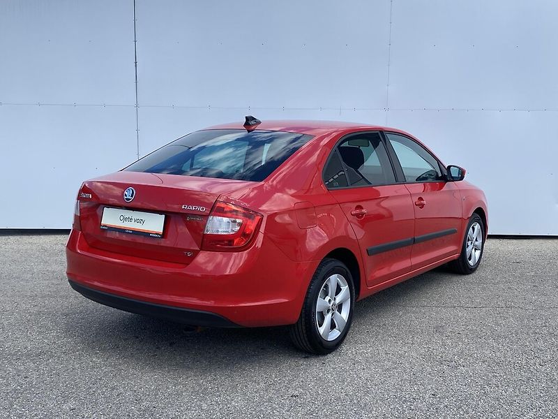 Škoda Rapid 1.2 TSI 63 kW Ambition - fotka 2 z 23