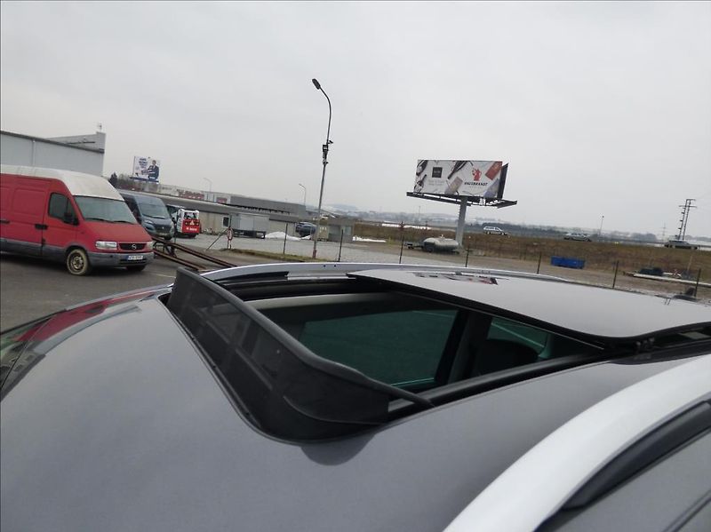 Volkswagen Sharan 2,0 TDI,Digi Klima,Navigace  H - fotka 58 z 67