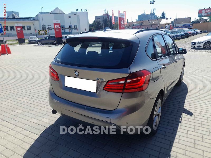 BMW Řada 2 (2017) 1.5i, 1.maj,ČR, AT - fotka 2 z 3