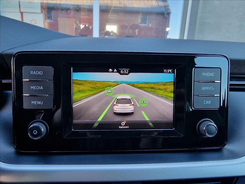 Škoda Scala 1.0TSI Ambition, ČR,1.Majitel - fotka 26 z 50