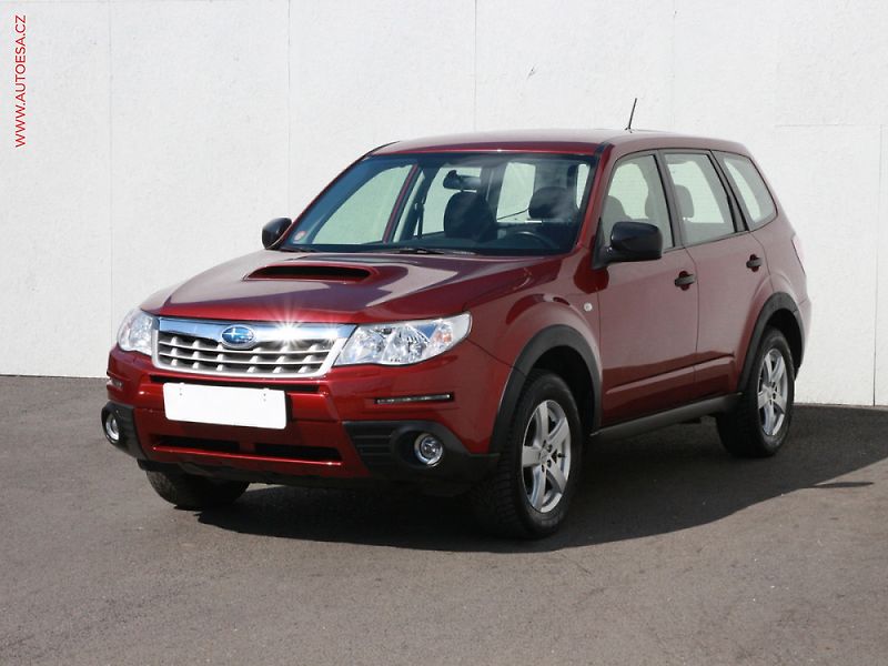 Subaru Forester (2011) 2.0 AWD, Střešní okno - fotka 3 z 3