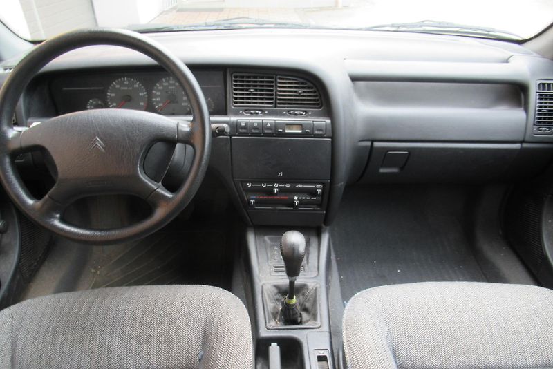 Citroën Xantia 1.6i  - fotka 9 z 13