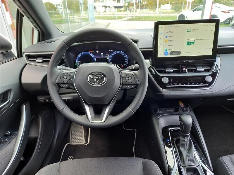 Toyota Corolla 1.8 Comfort - fotka 9 z 16